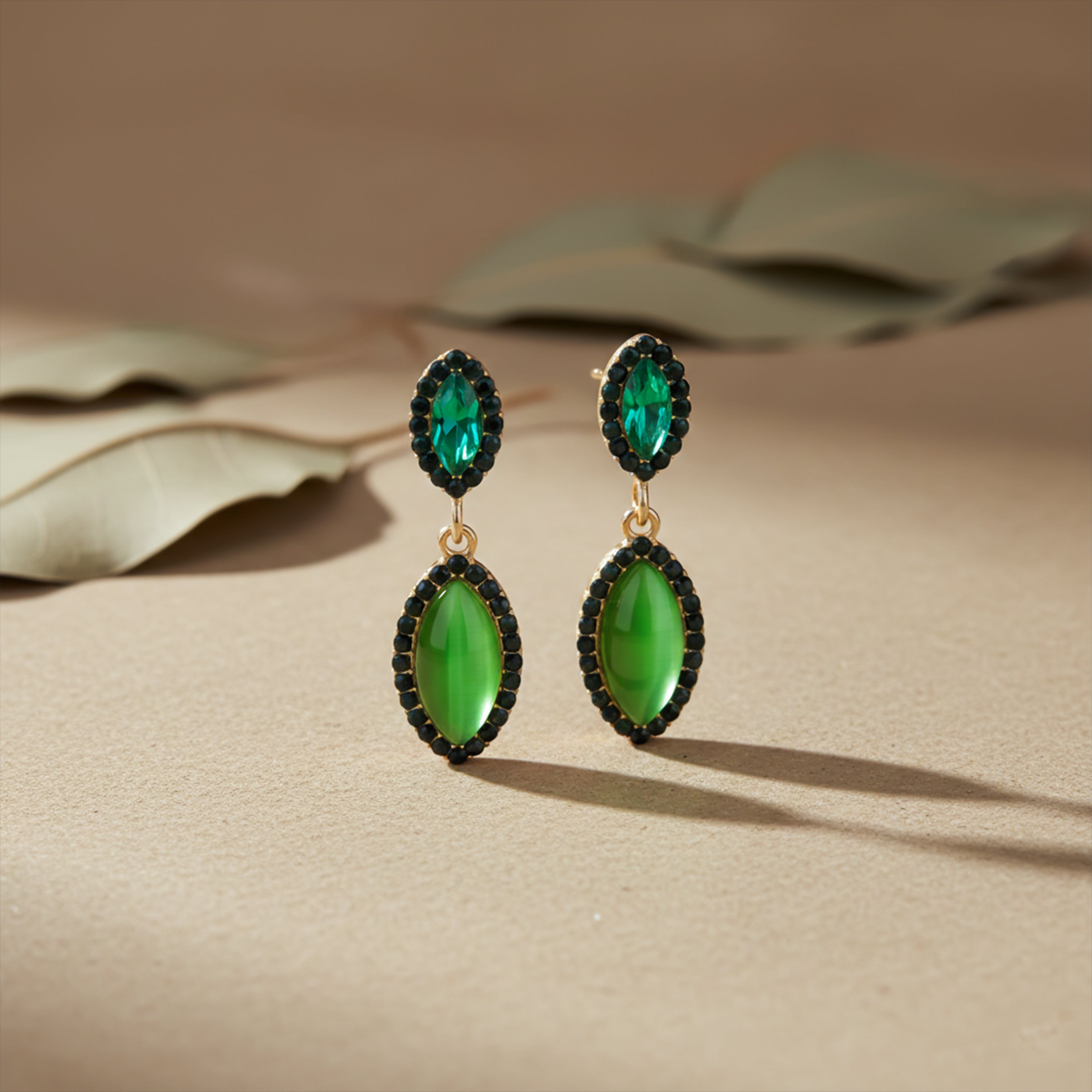 Emerald Green CrystaL Earrings GWE -201