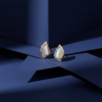 Elegant Teardrop Crystal Stud Earrings GWE -142