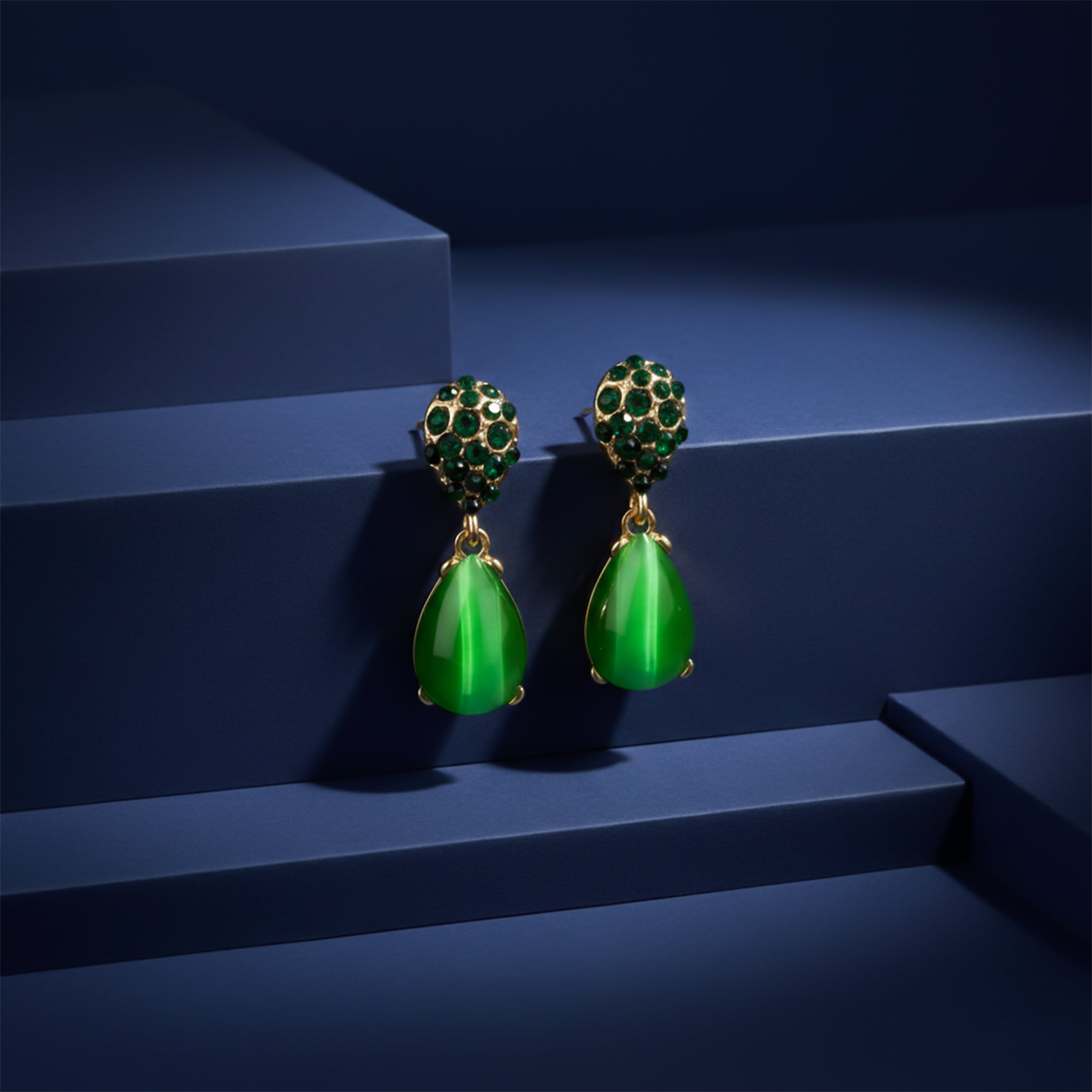 Green Crystal Teardrop Earrings GWE -222