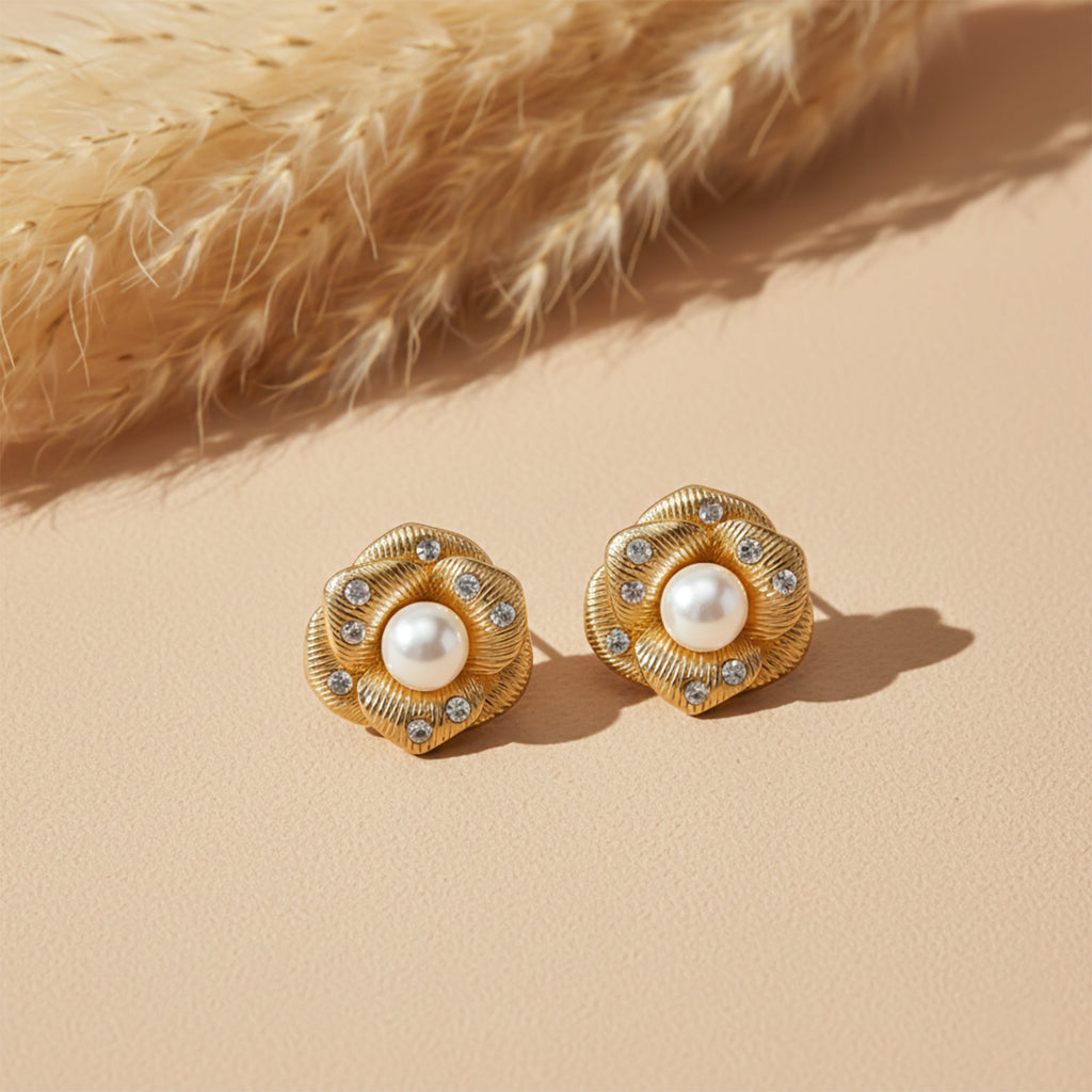 Pearl Bloom Radiance Stud Earrings GWE -53