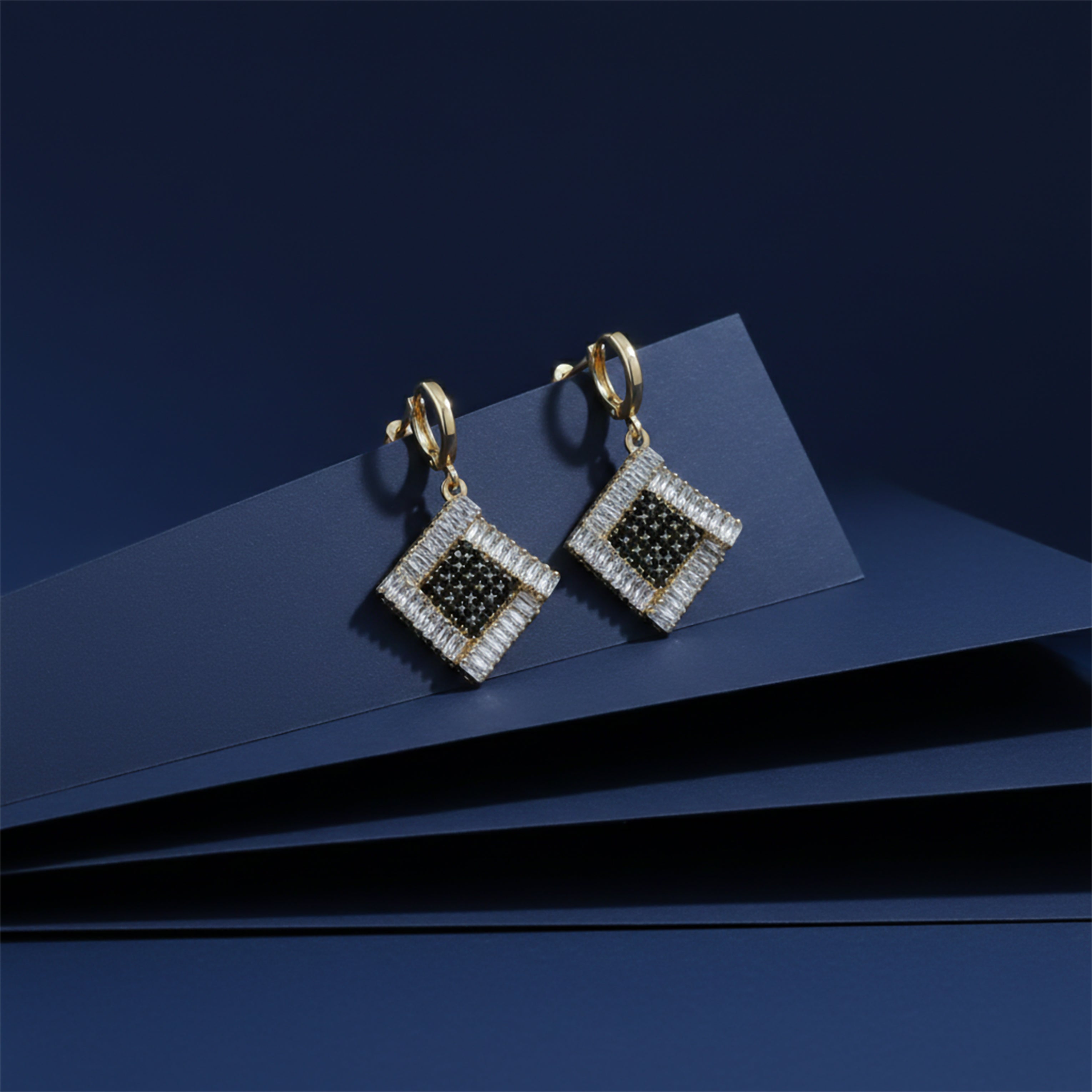 Black & White Crystal Square Drop Earrings GWE -150