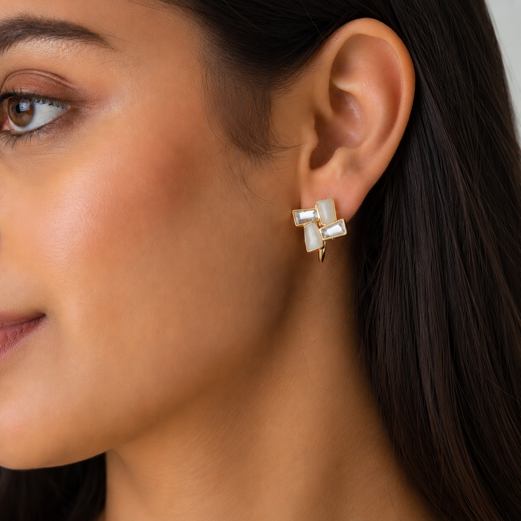 Geometric Pearl Stud Earrings GWE -113