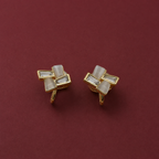 Geometric Pearl Stud Earrings GWE -113