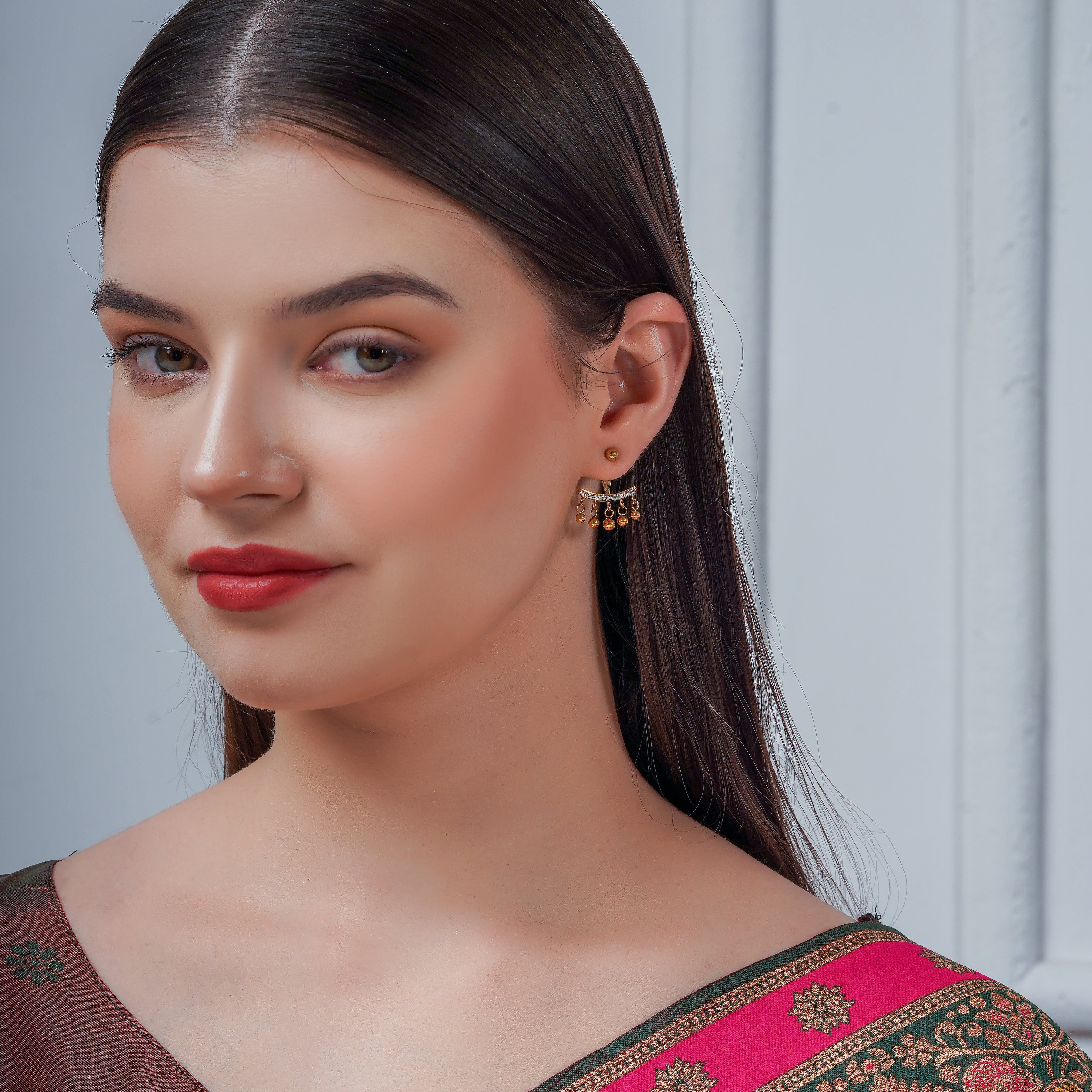 Nupur Arc Studs Earring GWE -33