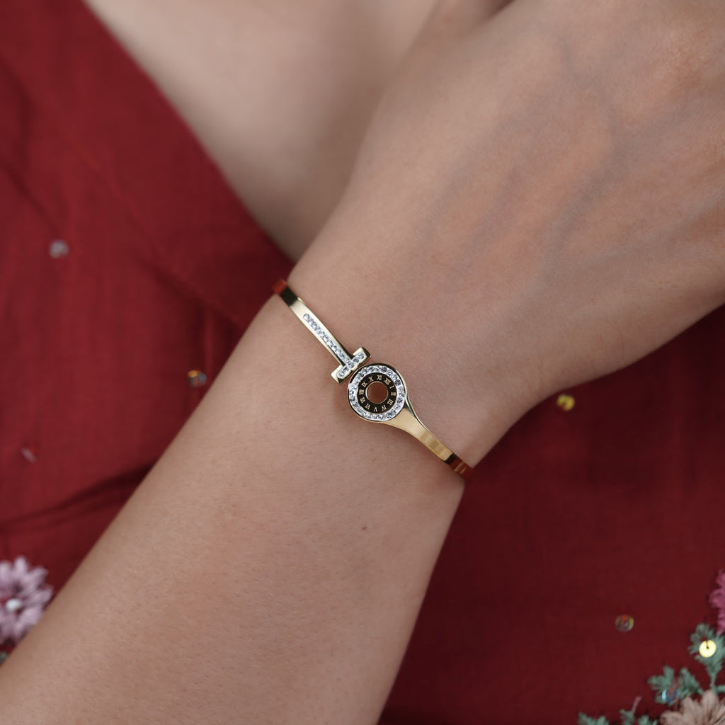 Gayatri Women Kada GWK -25