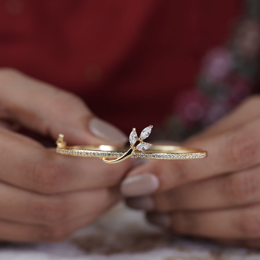 Marina Women Kada GWK -18
