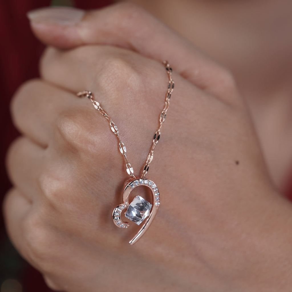 Zaria Neckless GWN -15