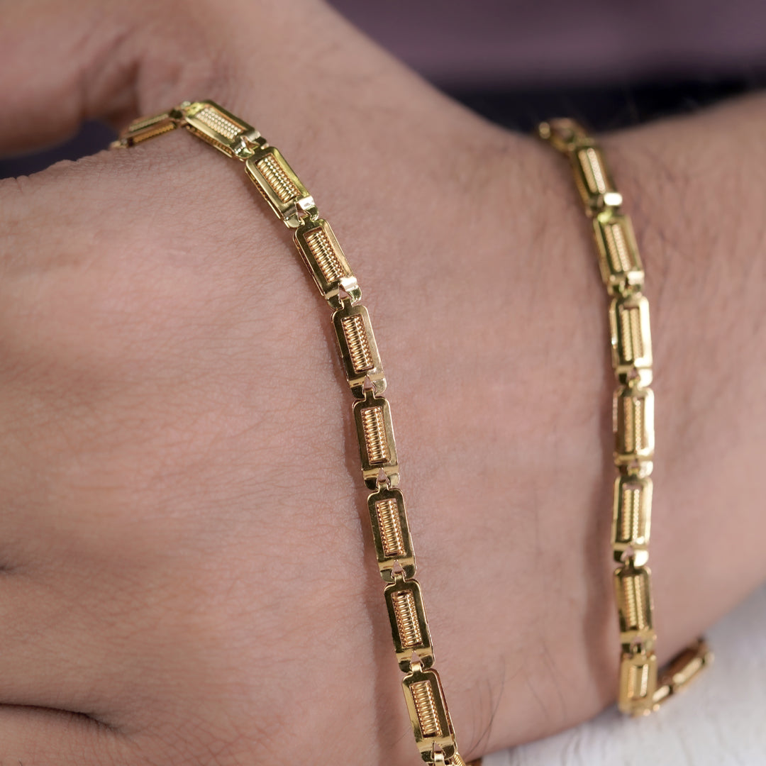 Men’s Gold-Tone Geometric Link Chain GMC -7