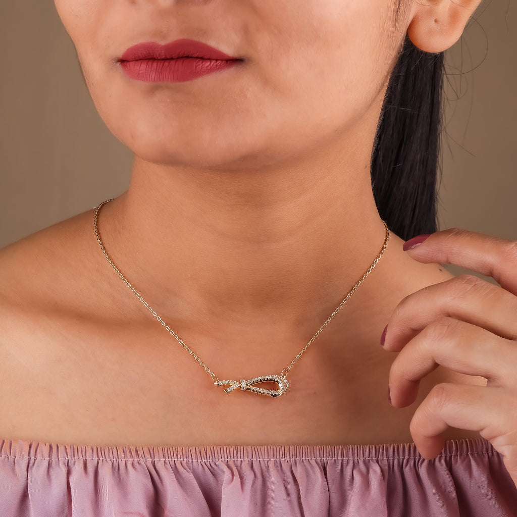 Mayra Neckless GWN -19
