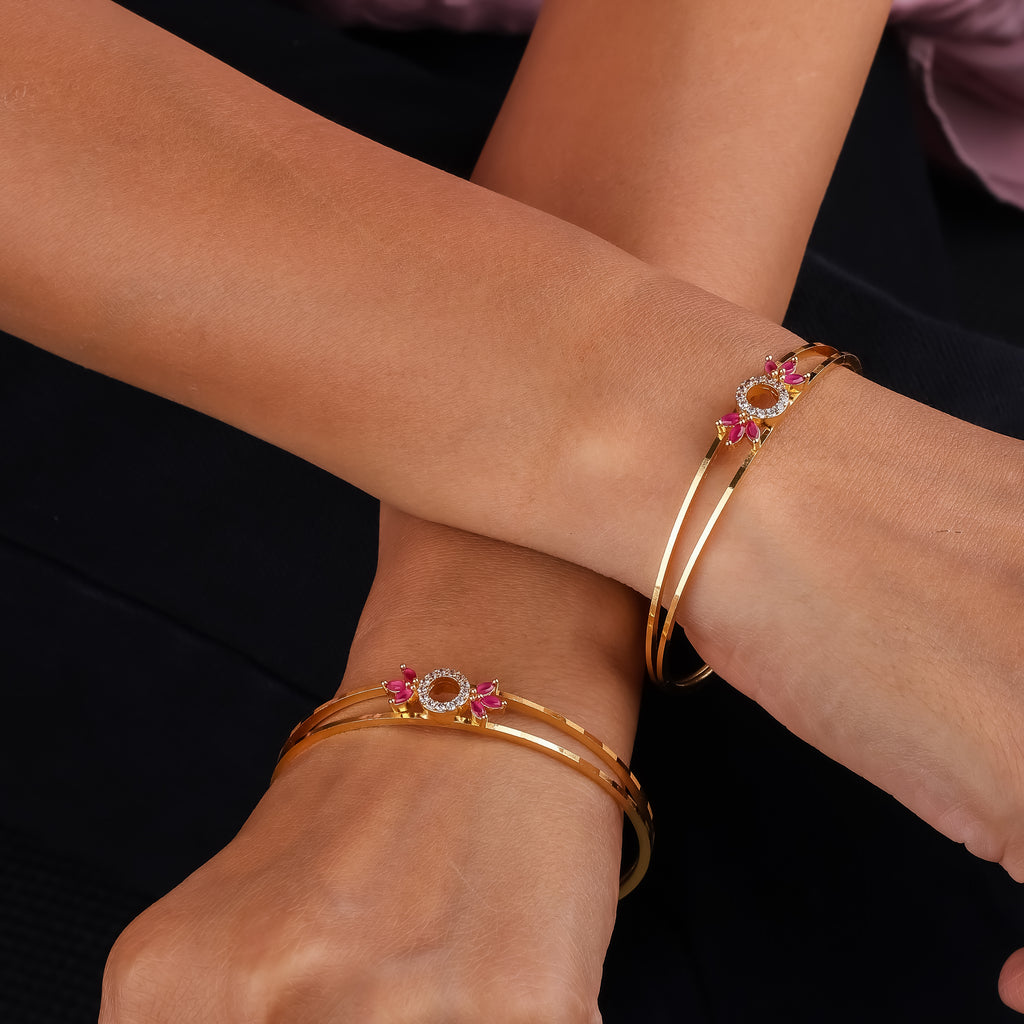 Wibestone Ruby Circle Charm Bangles – Elegant Sparkle with Timeless Beauty