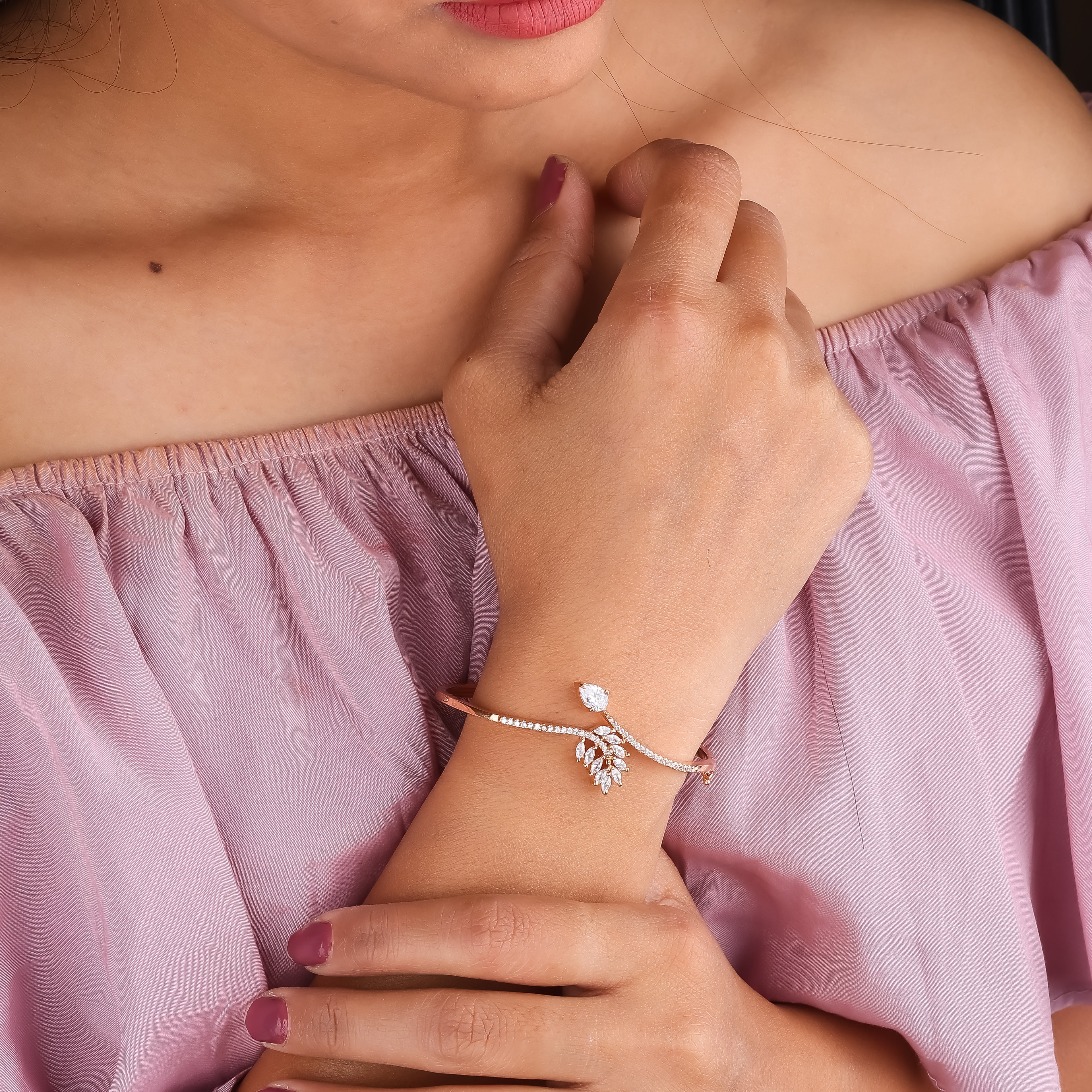 WibeStone Rose Gold Floral Diamond Bracelet