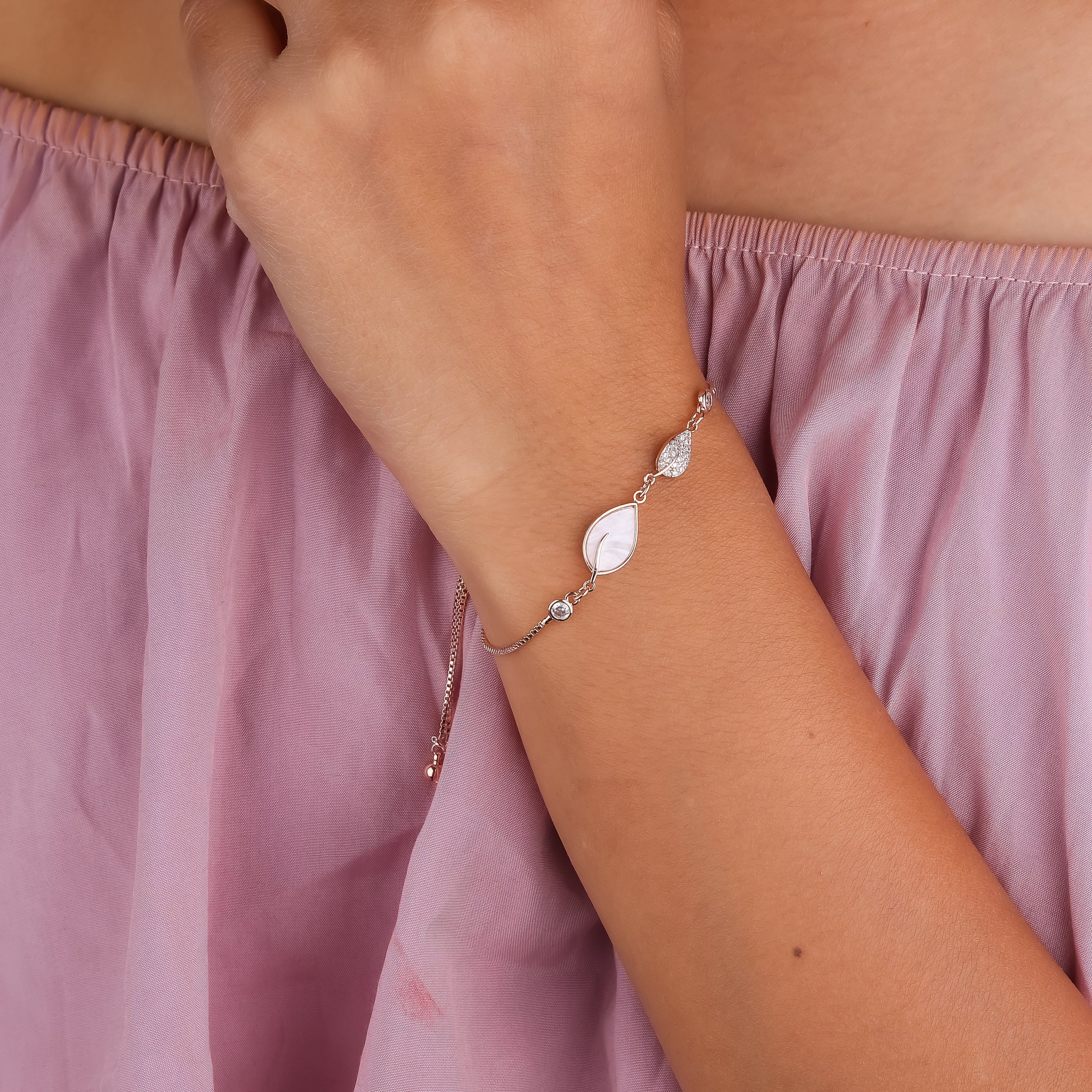 Resin Leaf Women Bracelet  GWB -4