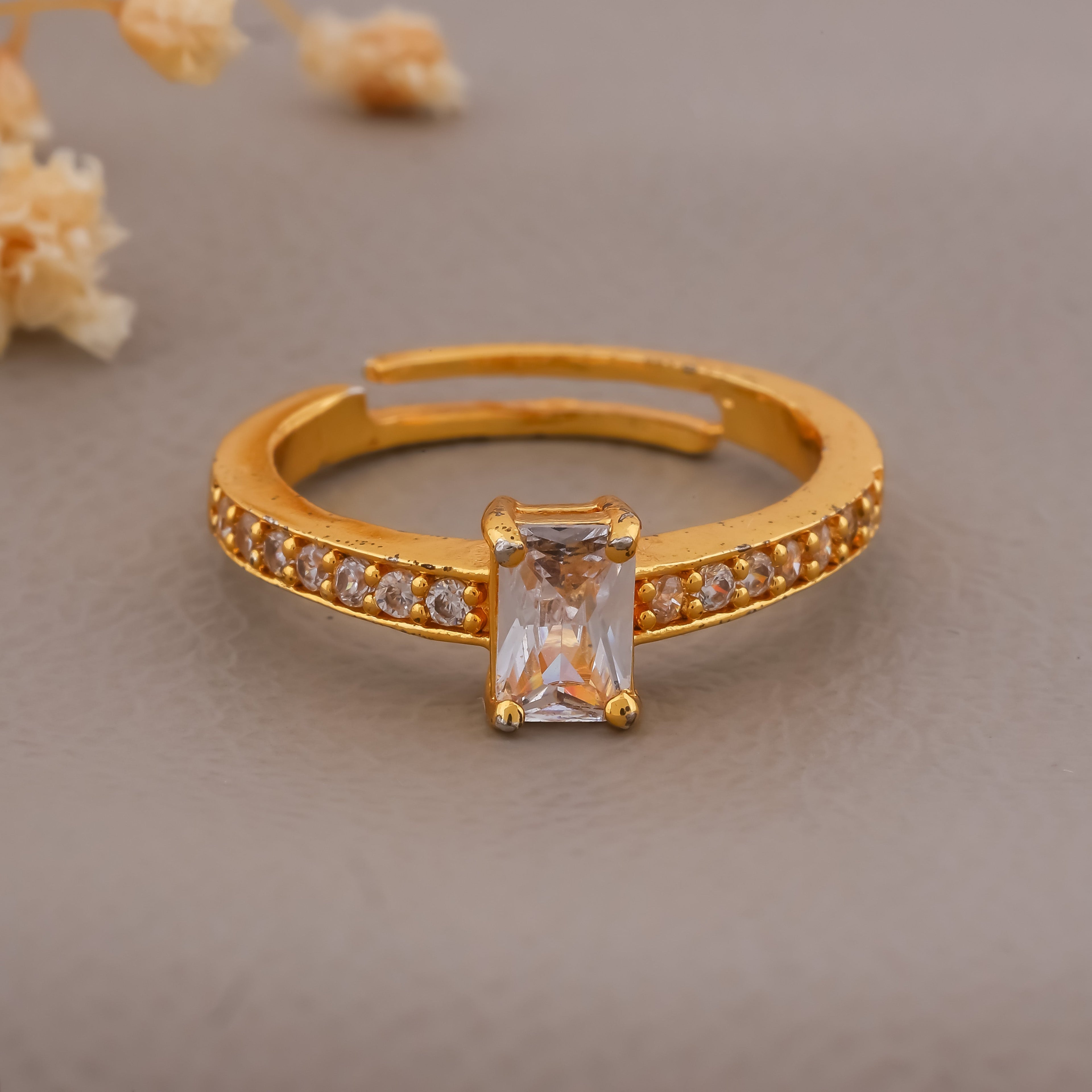 Leena Spark Ring GWR -10